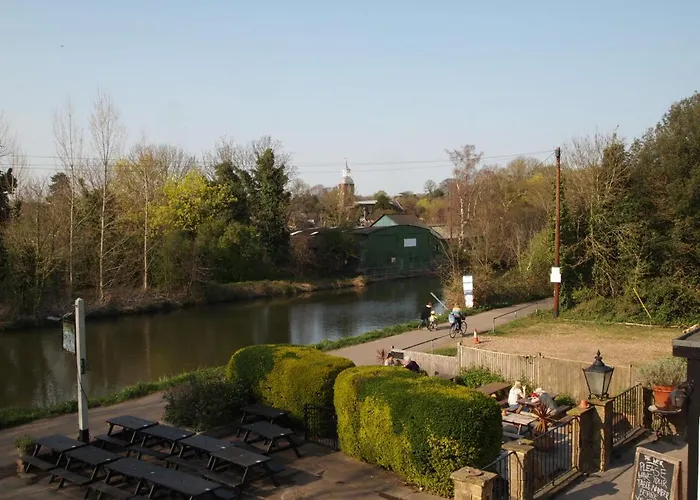 The Weir Hotel