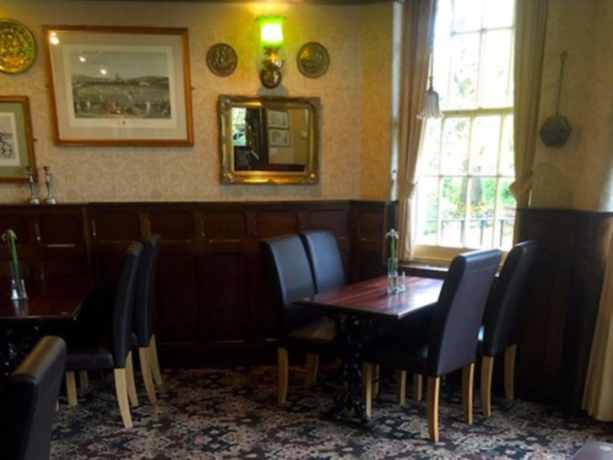 The Weir 3*