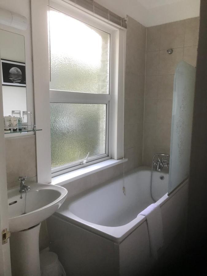 The Weir Hotel 3*